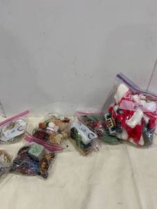 lot 2482 image: Dollhouse items and more