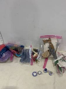 lot 2483 image: Doll house items