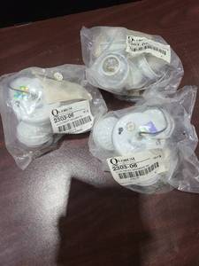 lot 4017 image: Three Quorum 3-lite fan kit hardware white
