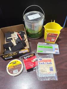 lot 4042 image: Paint and supplies