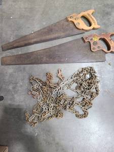 lot 4055 image: Chain and saws