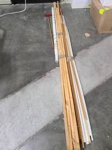 lot 4092 image: Wood strips 8 long