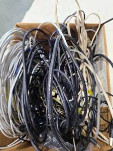lot 4096 image: Assorted wire