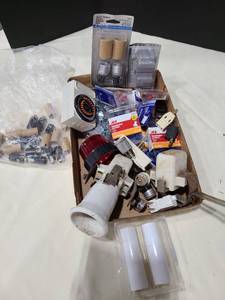 lot 4098 image: Electrical items