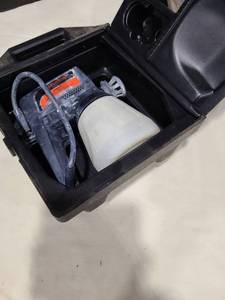 lot 4120 image: Power paint sprayer