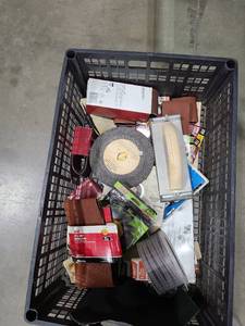 lot 4135 image: Assorted sanding supplies