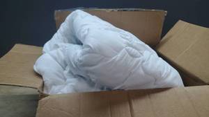 lot 33380 image: Full Size Mattress Cover