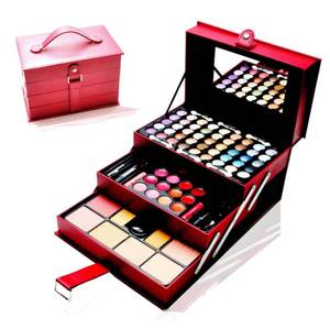 lot 38529 image: 75 Piece Makeup Train Case by Cameo