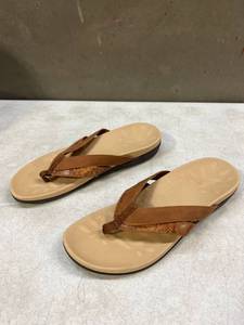 lot 30872 image: Megnya Snake Brown Sandals with Arch Support Size 10.5