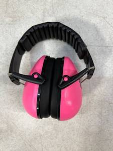 lot 30886 image: Hear Tek Noise Suppression Ear Muffs for Kids