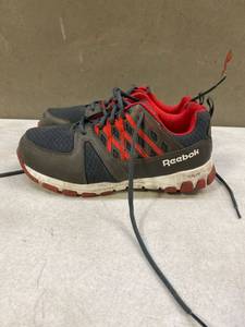 lot 36441 image: Mens ReeBok Sublite Size 9w Steel Toed Work Shoes, Grey and Red