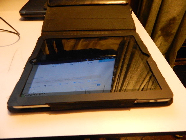 lot 297 image: IPAD 1 IN CASE