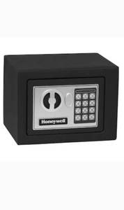 lot 44253 image: Honeywell 0.17 Cu. Ft. Security Safe,Black