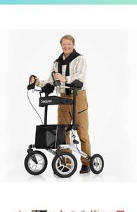 lot 44452 image: OasisSpace Pneumatic Upright Walker