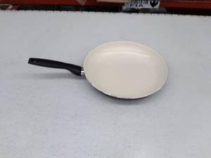 lot 44461 image: Greenpan Skillet,12in.