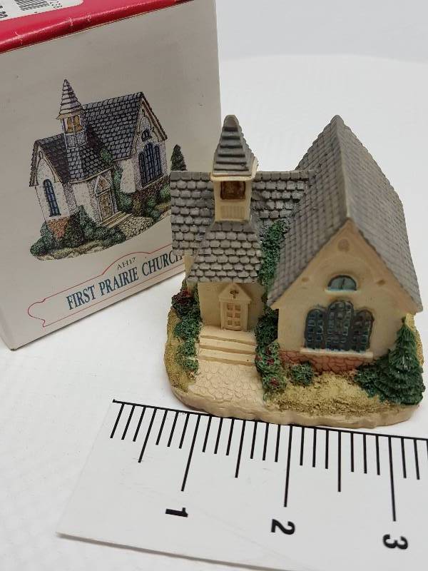 lot 8460 image: Ceramic table top piece sold by Dillards in the 90s as a collectable depicting shops from Liberty Falls