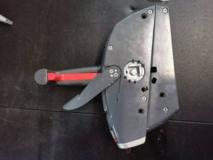 lot 1527 image: Gear Shifter