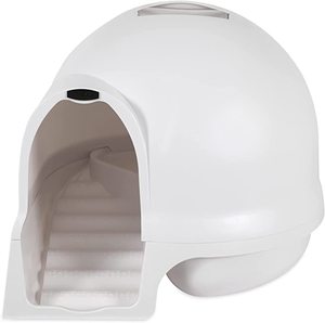 lot 2373 image: Petmate Booda Clean Step Cat Litter Dome Box
