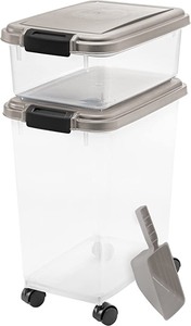 lot 2425 image: Iris Pet Food Containers with Scoop