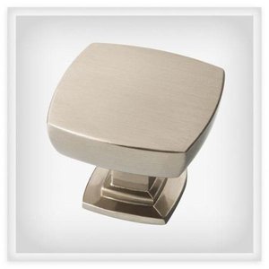 lot 651 image: Brainerd & Liberty Hardware 272164 1.375 in. Webber Square Cabinet Knob Satin Nickel - Pack of 6