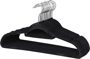 lot 2724 image: Velvet Suit Hangers 100 Pack
