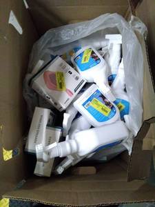 lot 29776 image: Miscellaneous Box Lot  (1 Box)  (See photos)  (SOLD AS IS)