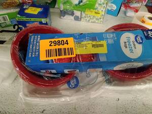 lot 29803 image: Disposable Goods Lot  (4pcs)  (See photos)  (SOLD AS IS)