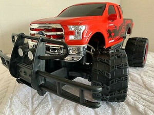 lot 30779 image: LARGE 114 RC Truck Remote Control Ford F-150 2.4GHz