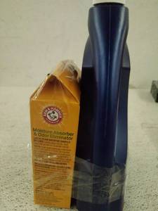 lot 31700 image: Home Cleaning Lot (2pcs)  (See photos)  (SOLD AS IS)
