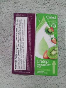 lot 31705 image: Cirkul LifeSip Flavored Water Cartridges, Black Cherry and Strawberry Kiwi  (2 pcs)
