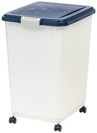 lot 22989 image: IRIS USA Airtight Food Container for Dog, Cat, Bird, Other Animals and Pet with Black Lid and Pearl Container