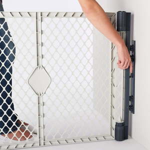 lot 69085 image: Toddleroo by North States Superyard Wall Mount Kit