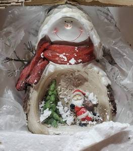 lot 43704 image: Snowman Christmas Decoration