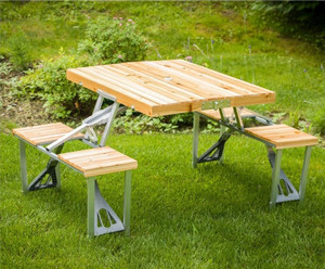 lot 4 image: Leisure Season Portable Folding Picnic Table Medium Brown
