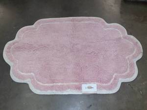 lot 25 image: Pink Allure Bathroom Rug