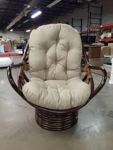 lot 104 image: Rattan Club Chair with Cushion