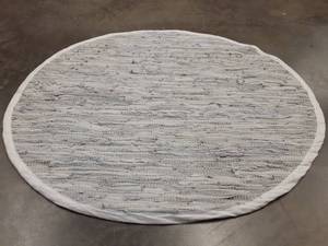 lot 112 image: Leather Grey 3ft Round Area Rug