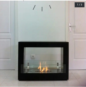 lot 128 image: RETAILS $2795 The Bio Flame Rogue 2.0 SS-Black Double Sided 36in wide Freestanding Fireplace