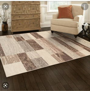 lot 134 image: Miranda Haus Geometric Modern Patchwork Polypropylene Indoor Area Rug 4ft x 6ft