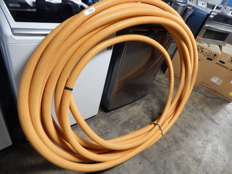 lot 121 image: FLEX HOSE- APPEARS NEVER USED