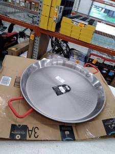 lot 45001 image: Vaello Polished Steel Paella Pan