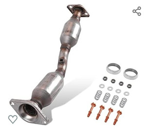 lot 45032 image: MOSTPLUS Manifold Catalytic Converter w Gasket