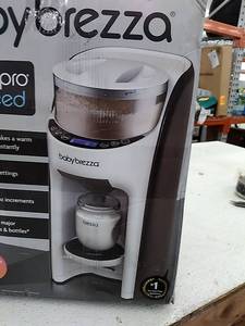 lot 45047 image: Baby Brezza Formula Pro Advanced Formula Dispenser Machine