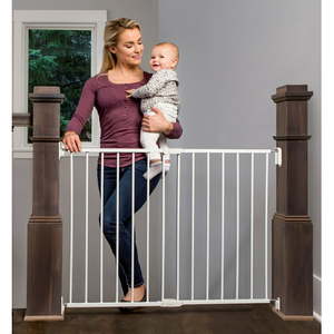 lot 3362 image: Regalo Extra Wide 2-in-1 Stairway and Hallway Safety Gate with Mounting Kit