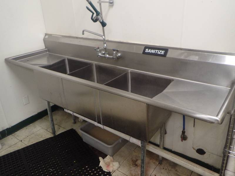 3 Compartment Stainless Commercial Sink w/ Pre Rinse Sprayer | Super ...