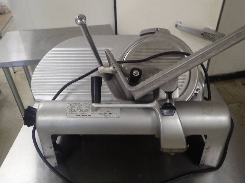lot 1609 image: Hobart Manual 12 Meat Cheese Deli Slicer