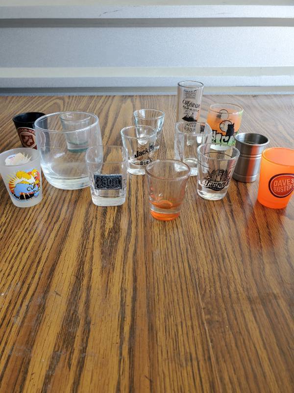 lot 1027 image: Lot of Shot Glasses