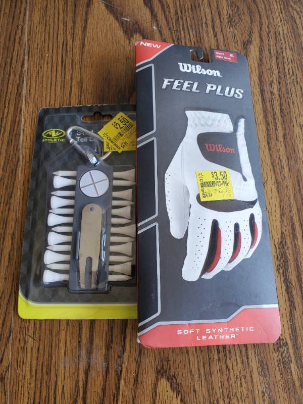 lot 1039 image: New Mens Right Hand Golf Glove and Tees