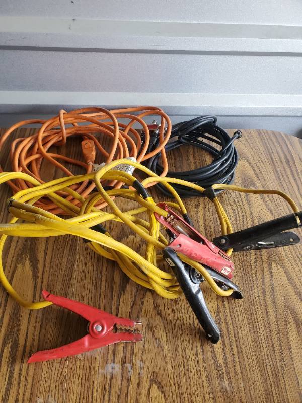 lot 1062 image: Jumper Cables, Coax Cable, Extension Cord and Crate