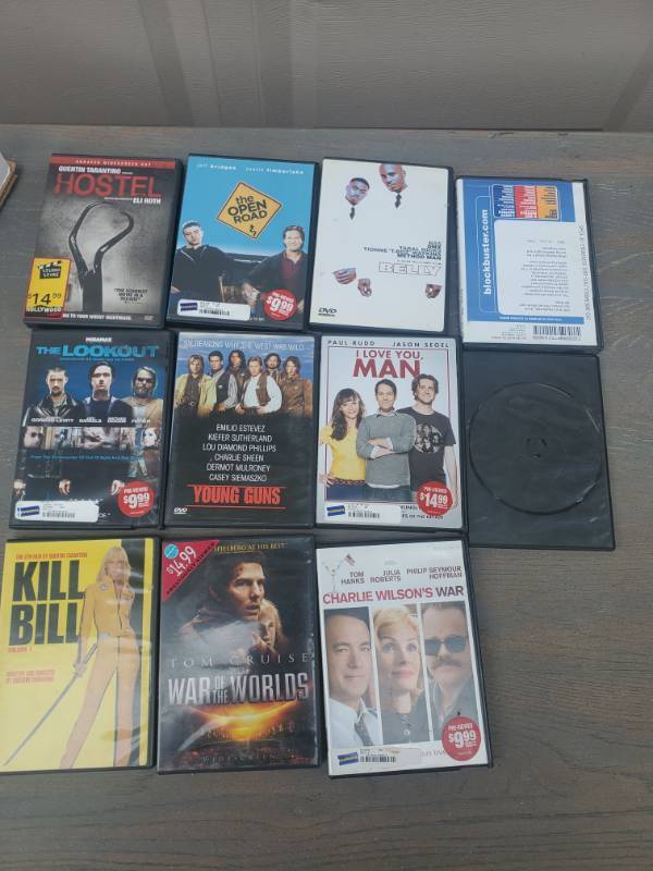 lot 1075 image: Lot of 11 DVDs